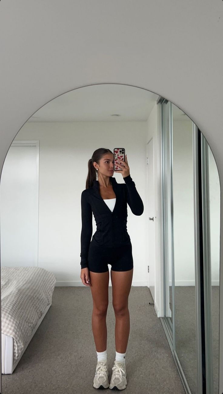 Sporty Chic Sleek Set